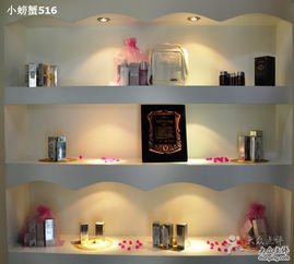 博时美容院产品展示柜 提升店舖魅力的美学陈列灵感